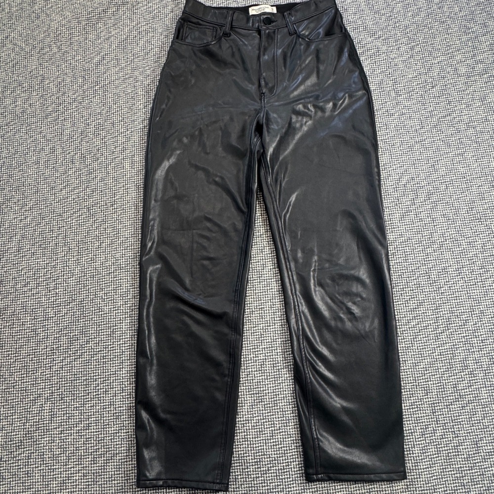 Abercrombie & Fitch Black Vegan Leather Straight Ultra High Rise Pants 28 6L